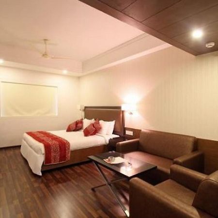 City Inn คาคินาดา ภายนอก รูปภาพ