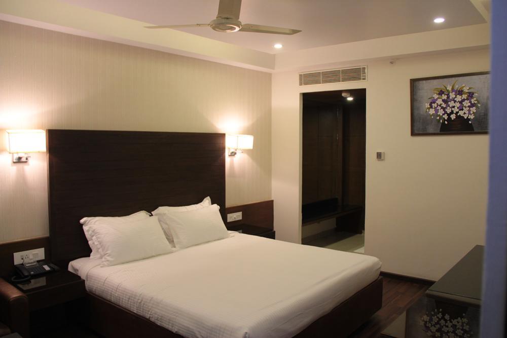 City Inn คาคินาดา ภายนอก รูปภาพ