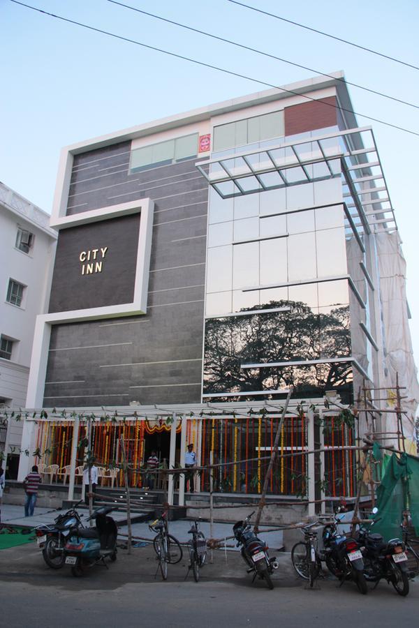 City Inn คาคินาดา ภายนอก รูปภาพ