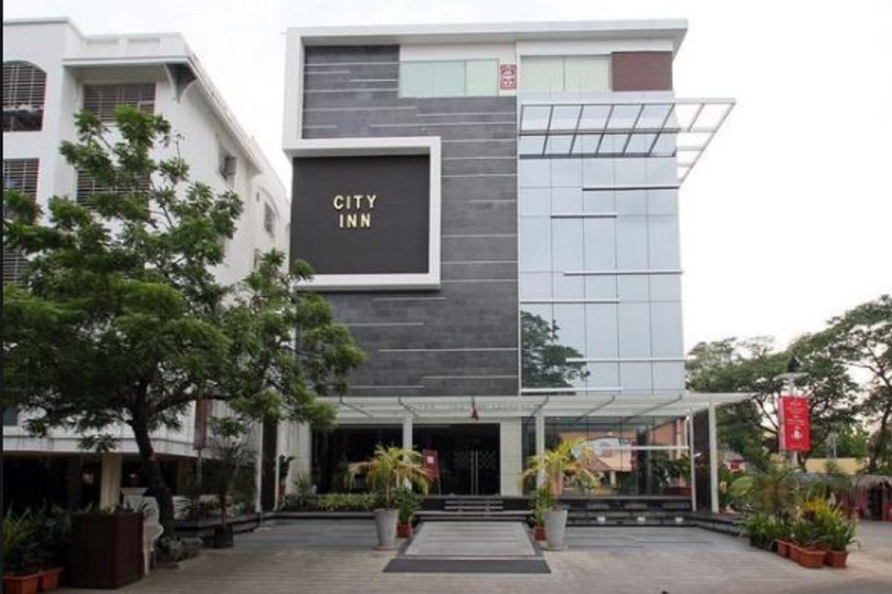 City Inn คาคินาดา ภายนอก รูปภาพ