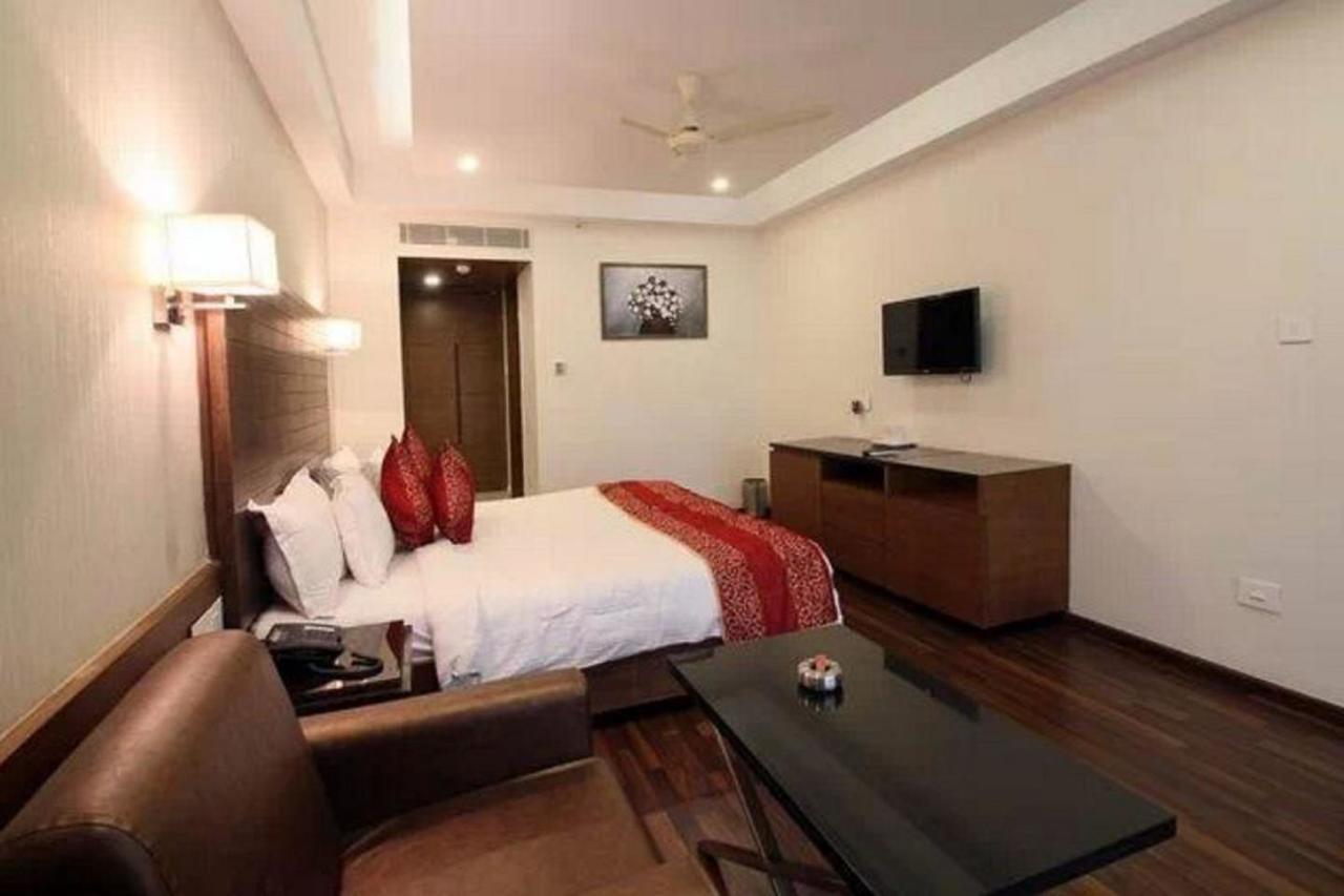 City Inn คาคินาดา ภายนอก รูปภาพ